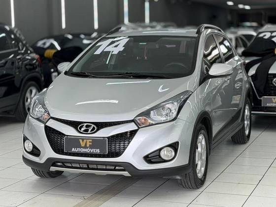 HYUNDAI HB20X 1.6 16V PREMIUM FLEX 4P AUTOMÁTICO